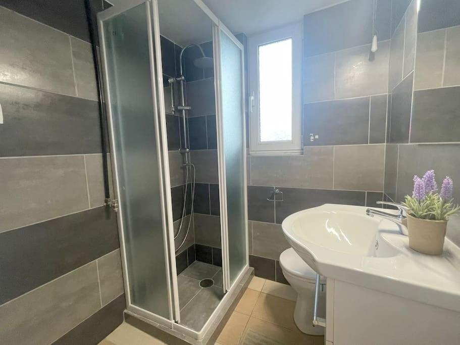 Amazing Top-Floor Oasis Apartment Athens Luaran gambar
