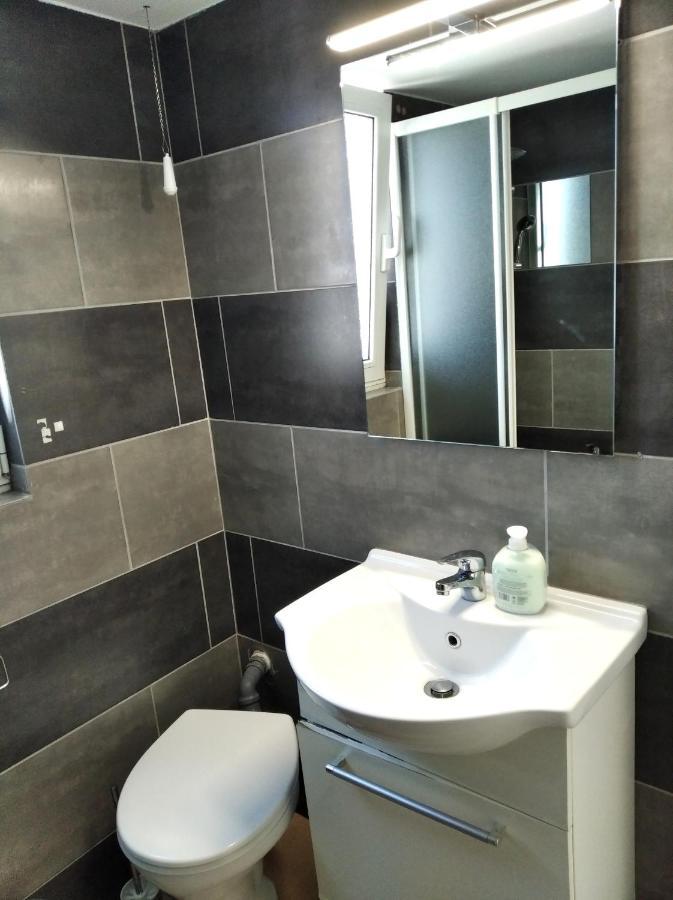 Amazing Top-Floor Oasis Apartment Athens Luaran gambar