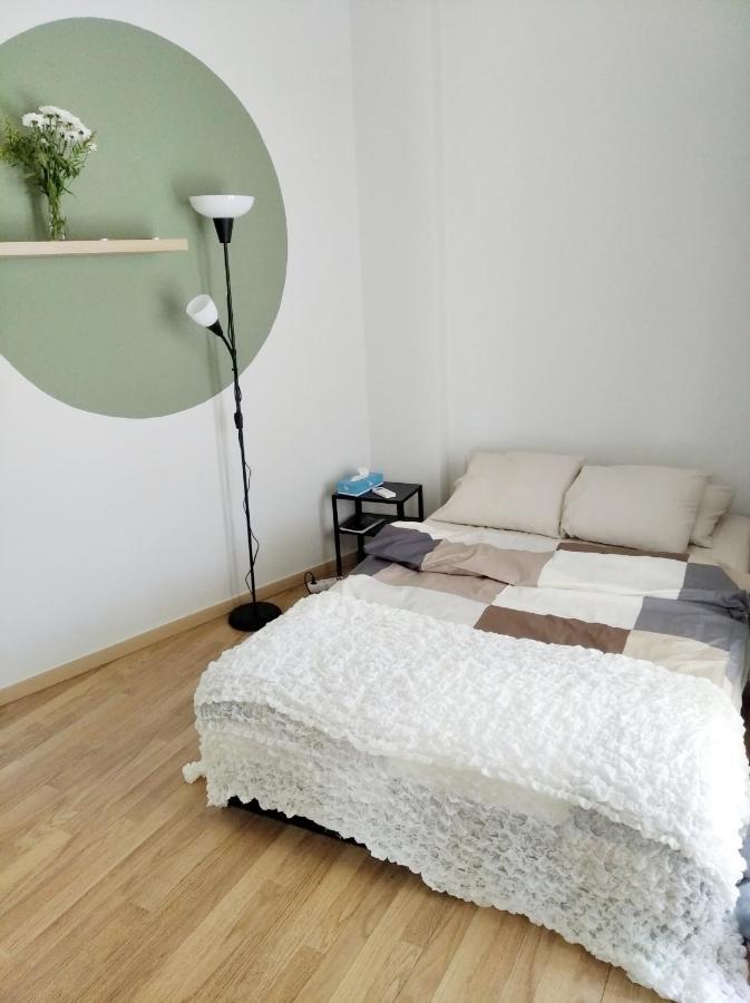 Amazing Top-Floor Oasis Apartment Athens Luaran gambar